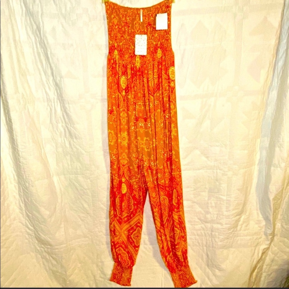Size XS orange/gold/white romper ‘Free People’ NWT